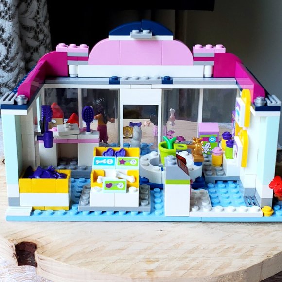 LEGO Friends #41007 ' HEARTLAKE Pet Salon ' EUC Discontinued Complete Set - Picture 7 of 11